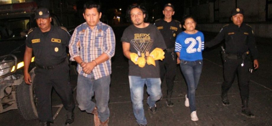 Presuntos mareros sicarios capturados, tras cometer crimen en Escuintla