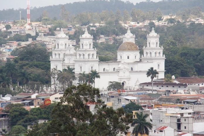 Guatemala espera incrementar un 10 por ciento visitas a Esquipulas