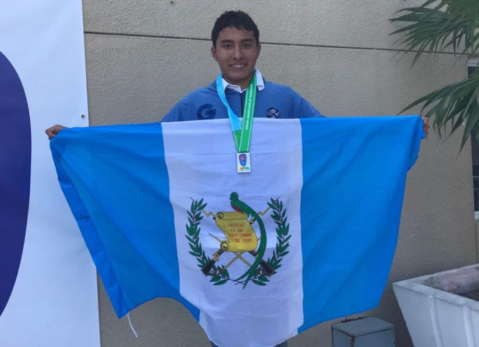 Atlelta guatemalteco gana segundo lugar en la Copa de Natación Unión Americana