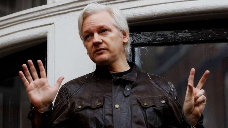 Ecuador deja incomunicado a Assange en su embajada en Londres
