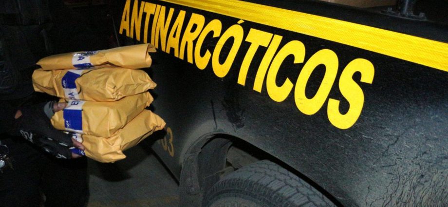$.143,010 incautados en pickup en Huehuetenango