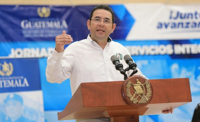 Presidente Morales pide a instituciones estatales unirse para hacer mejores cosas por Guatemala