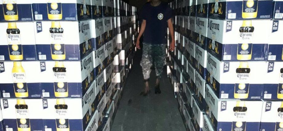 PNC decomisa 228 cajas de cerveza de contrabando en Retalhuleu