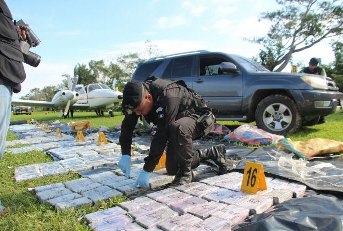 Gobierno decomisa 1.827 kilos de cocaína en 42 días