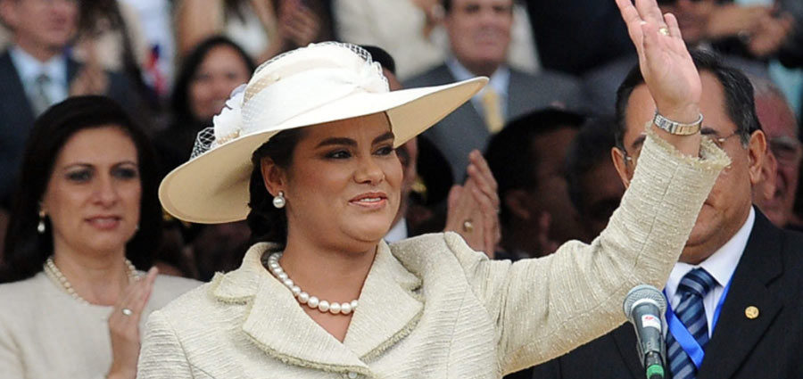 Aseguran los bienes de la ex primera dama hondureña acusada por corrupción