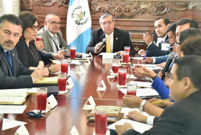 Guatemala establece ruta para mejorar calificación en la transparencia de industrias extractivas