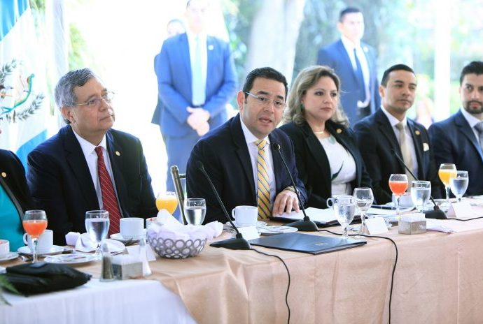 Presidente Morales inaugura seminario con diplomáticos para establecer política exterior
