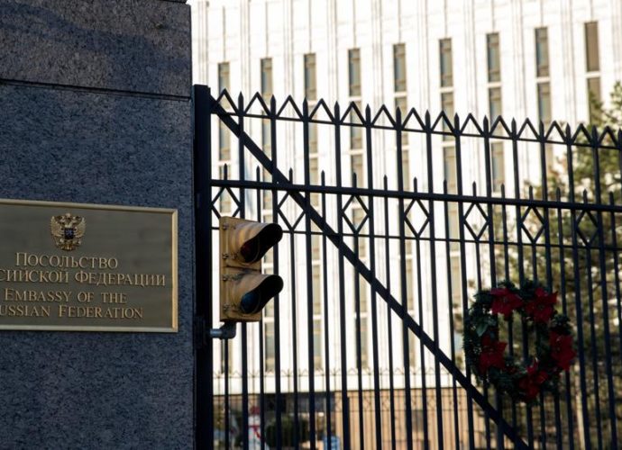 Rusia expresa una “enérgica protesta” por la expulsión masiva de sus diplomáticos