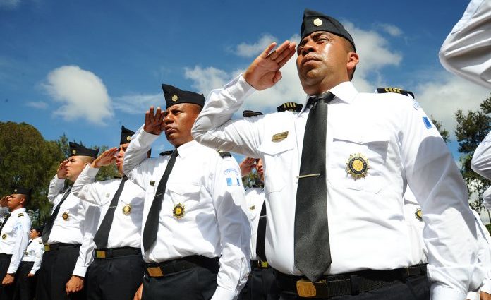Unos 38.000 policías garantizarán la seguridad durante la Semana Santa