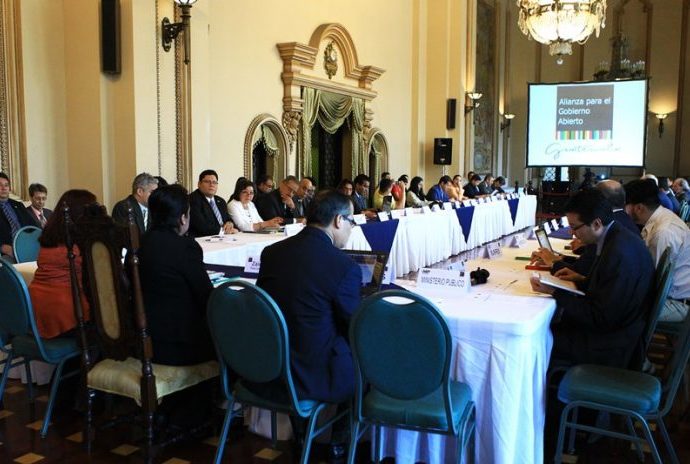 Gobierno de Guatemala instituye Comisión Presidencial que impulsa la transparencia