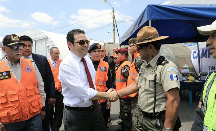 Presidente Morales llama a guatemaltecos a evitar tragedias en Semana Santa
