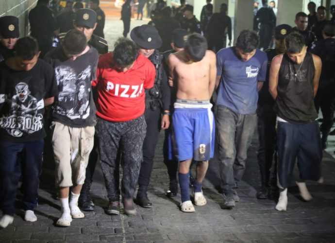 Enfrentamiento armado entre Policía y pandilleros, deja heridos y capturados