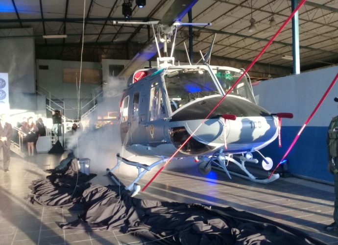 Gobierno de Guatemala recibe helicóptero para rescates aéreos y entrega de ayuda humanitaria