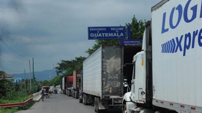 Guatemala prevé firmar la unión aduanera con El Salvador entre junio y julio de 2018
