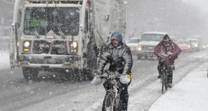 La tormenta de nieve en el noreste de EE.UU. deja al menos tres muerto