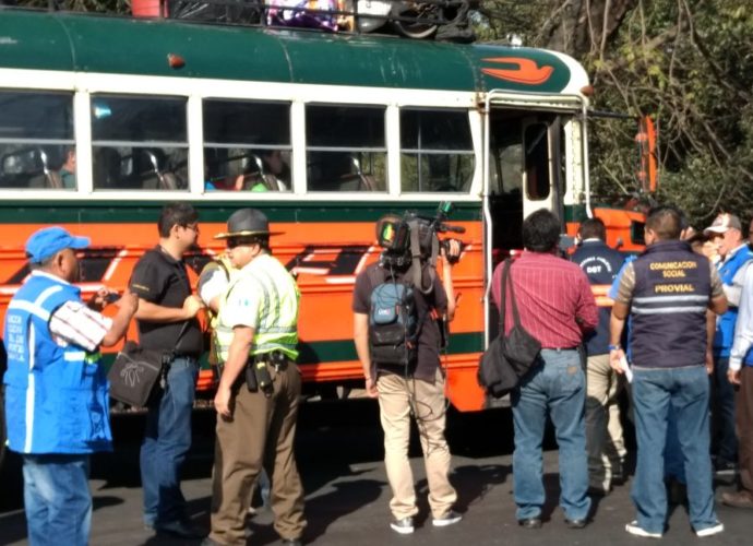 Dirección General de Transportes supervisa autobuses para evitar abusos contra usuarios en Guatemala