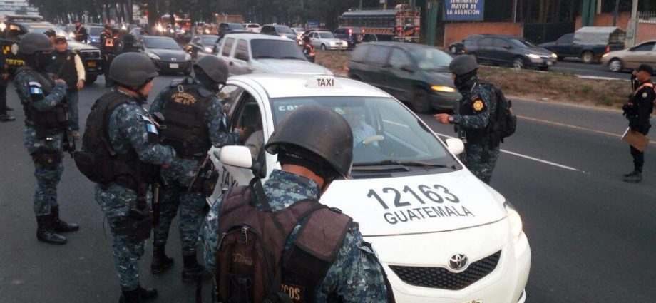 Operación Runner en el departamento de Guatemala logró la captura de dos hombres