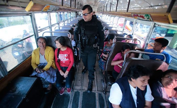 Fuerzas de seguridad ejecutan plan para prevenir hechos delictivos en transporte público