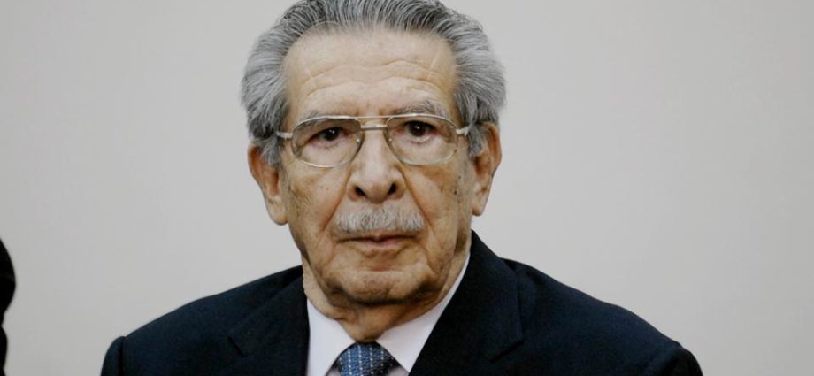 Autoridades de Estado lamentan el deceso del General Retirado Efraín Ríos Montt