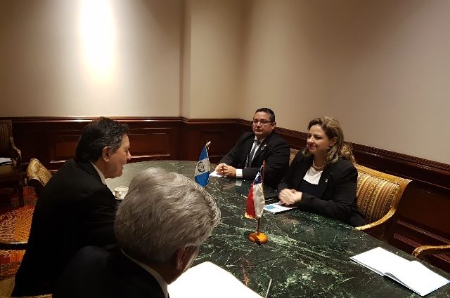Reunión bilateral entre los cancilleres de Guatemala y Chile