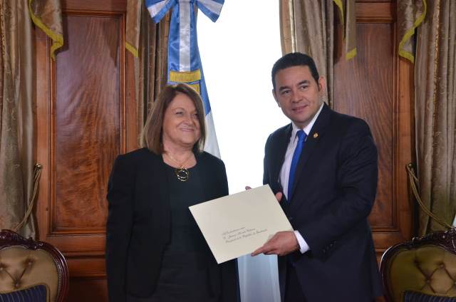 Embajadora de Argentina en Guatemala presentó Cartas Credenciales al Presidente Jimmy Morales