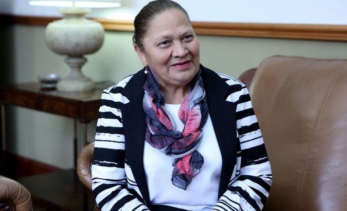 Presidente Morales nombra a María Consuelo Porras como nueva Fiscal General