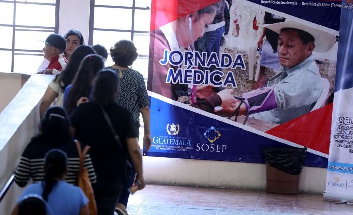 Gobierno de Guatemala inaugura jornadas médicas para atención de 25.000 personas