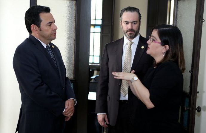Presidente Morales supervisa avances de ventanilla única para tramitar licencias de construcción