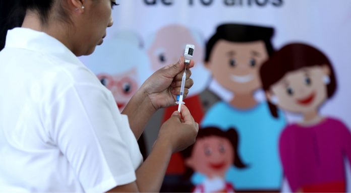 Gobierno de Guatemala lanza campaña masiva de vacunación