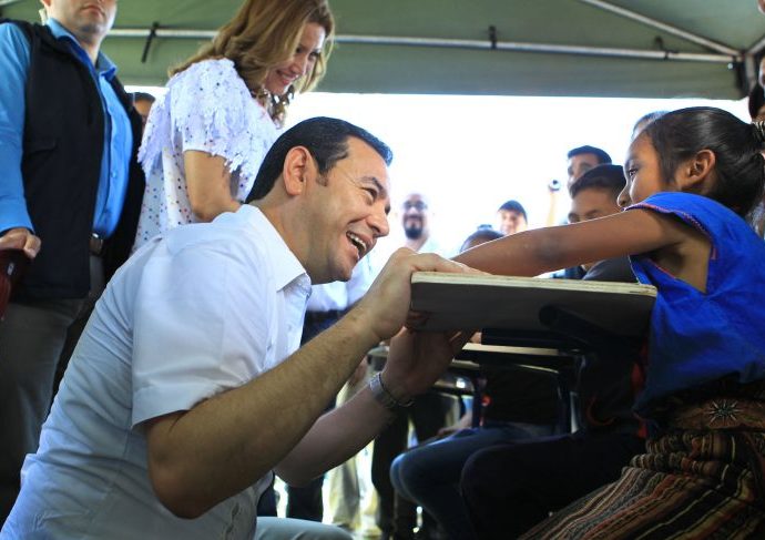 Presidente de Guatemala supervisa programas del Tren de Desarrollo en Huehuetenango