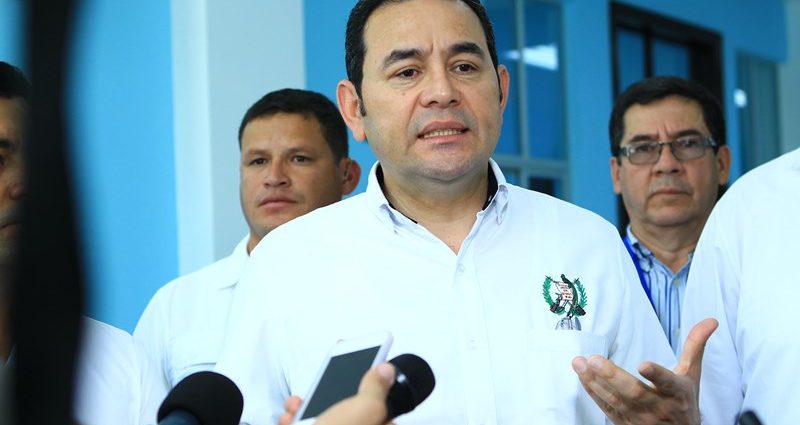 Gobierno de Morales trabaja en mejora de 1.080 tramos carreteros en Guatemala
