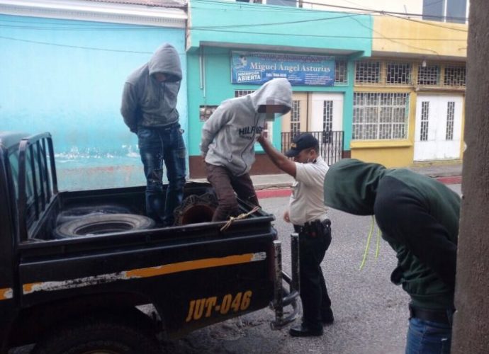 Tres presuntos secuestradores capturados por PNC