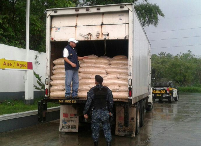 Capturado por transportar maíz de contrabando