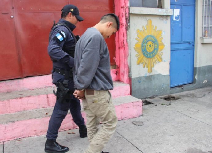 “El Abuelo” Líder del Barrio 18 capturado en el Mezquital, Villa Nueva