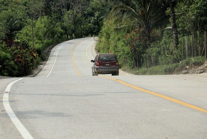 Alta Verapaz: Gobierno de Guatemala inaugura carretera que beneficia a 1.500 habitantes