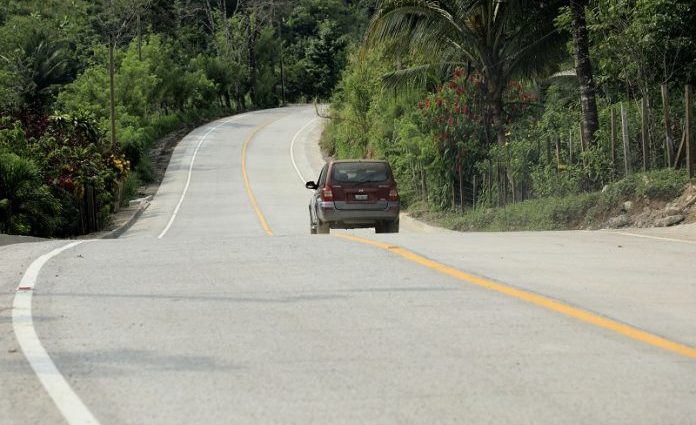 Alta Verapaz: Gobierno de Guatemala inaugura carretera que beneficia a 1.500 habitantes
