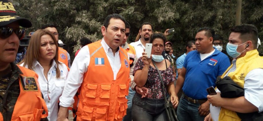 Gobierno de Guatemala verifica el funcionamiento de albergue habilitado en el salón municipal de Escuintla