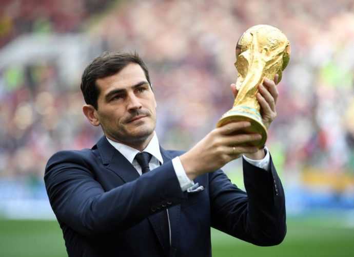 Mundial Rusia 2018: Iker Casillas el encargado de llevar la Copa del Mundo