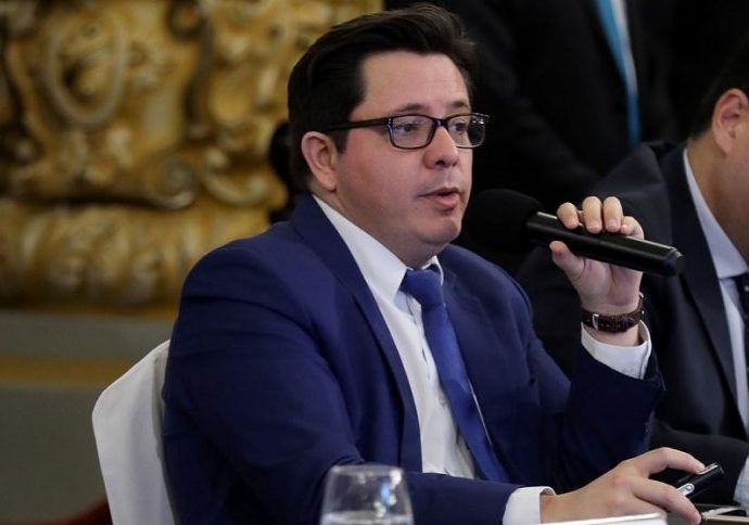 Ministro Estrada subraya necesidad imperativa que Legislativo apruebe Presupuesto 2019