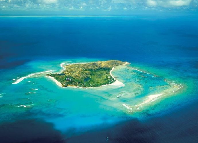 ¿Sabías que puedes comprar tu propia isla?
