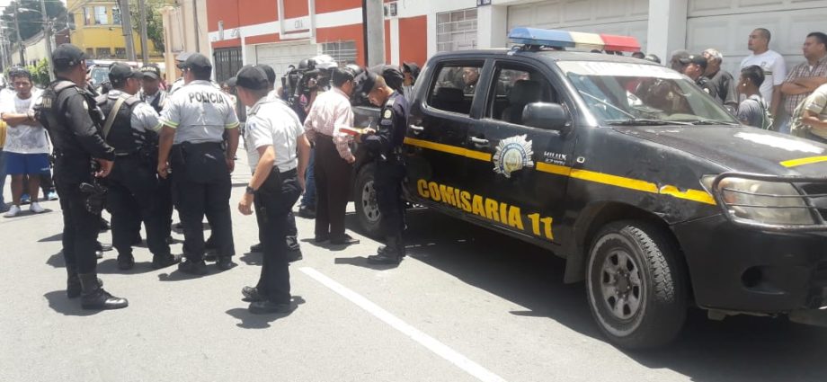 Actualización: 3 capturados tras intentar robar en una residencia con uniformes de la Municipalidad de Guatemala