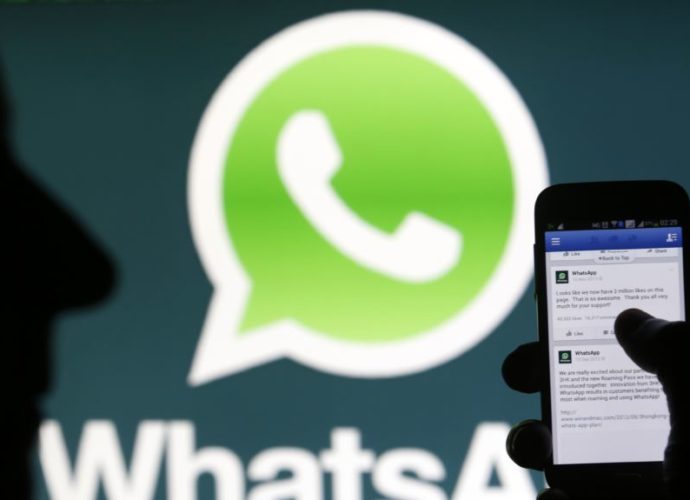 Whatsapp prueba limitar reenvíos de mensajes tras violentos incidentes en India causados por noticias falsas
