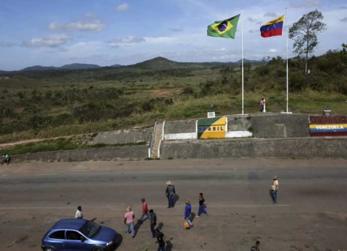 Brasil despliega Fuerzas Armadas en frontera con Venezuela