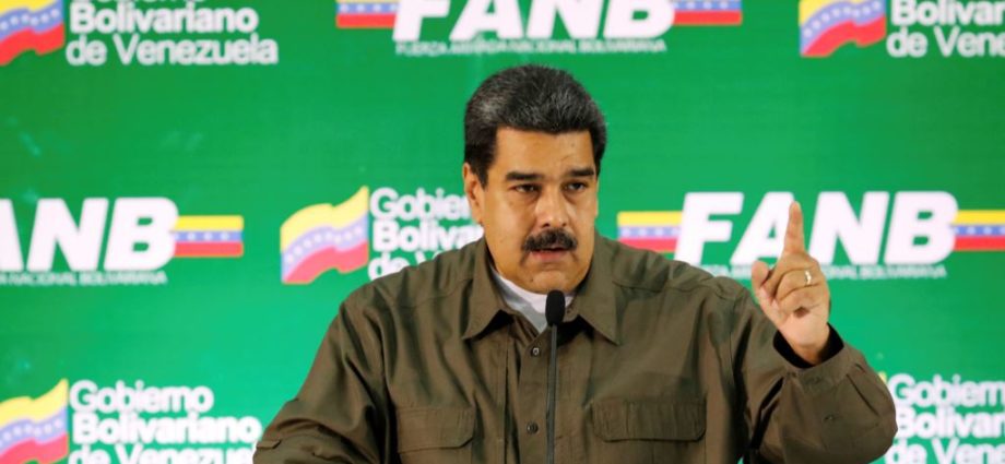 Venezuela aplicará subsidio directo a la gasolina con carnet gubernamental