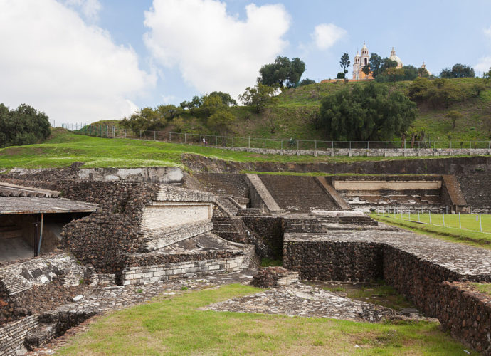 ¿Sabías que la pirámide más grande del mundo está en México?
