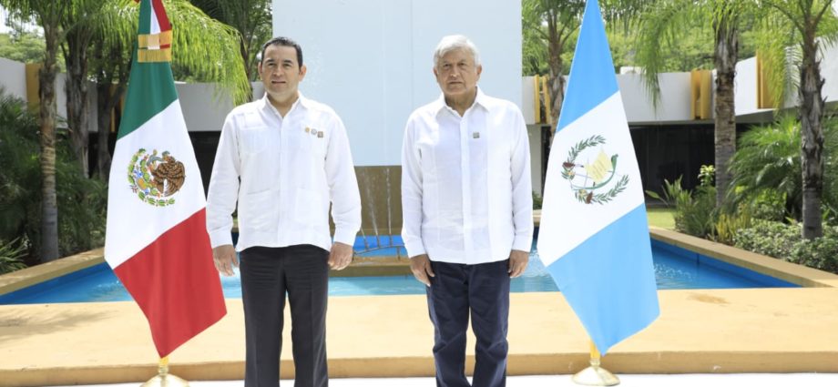 Presidente Jimmy Morales y Presidente Electo de México Manuel Lópes Obrador sostuvieron una reunión en Chiapas