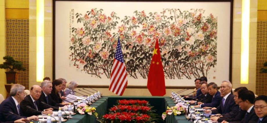 EE.UU. y China reanudan negociaciones comerciales