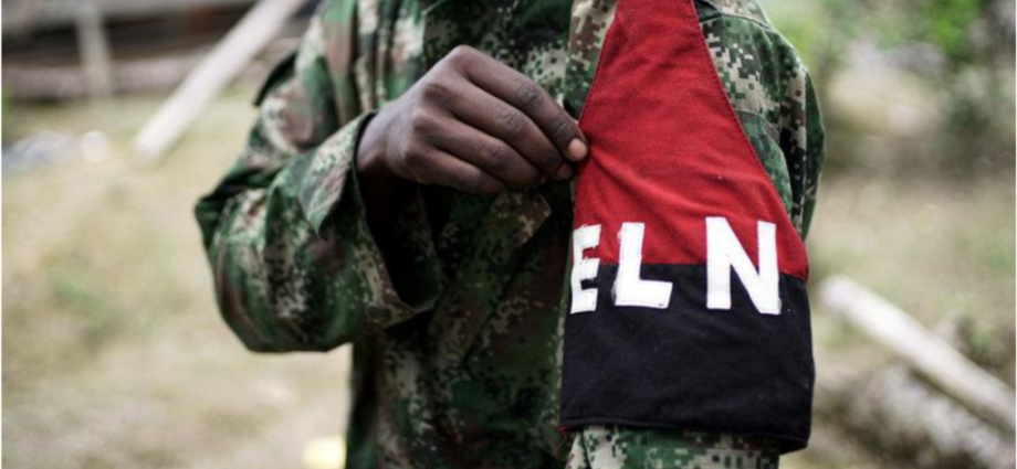 Guerrilla colombiana ELN libera a tres soldados
