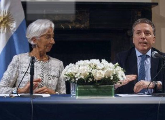 FMI amplía fondos para Argentina por 7.100 millones