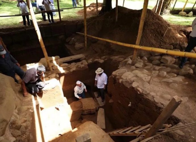 El Descenso del Abuelo, una historia por descubrir en Takalic Abaj El Descenso del Abuelo, una historia por descubrir en Takalic Abaj